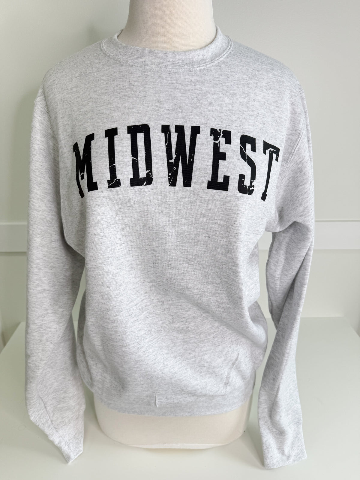 Megan Midwest Crewneck