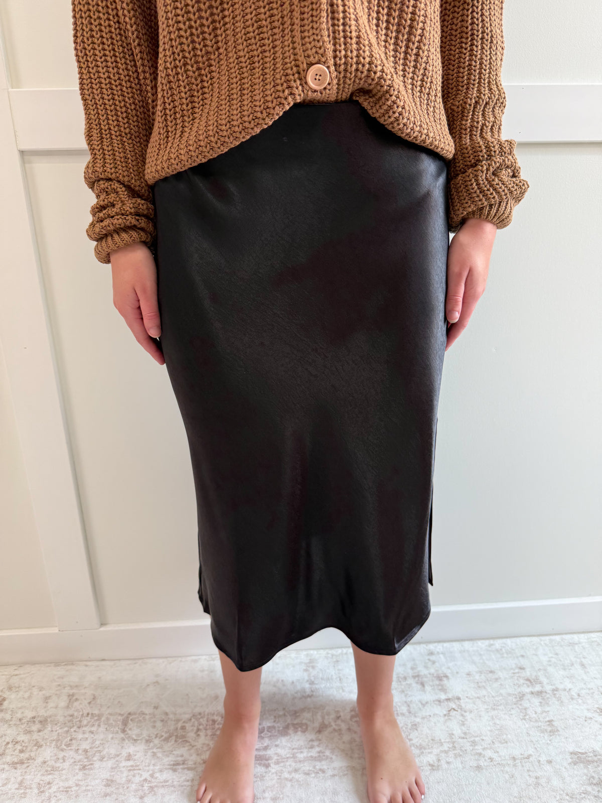Violet Satin Midi Skirt with Elastic Waistline