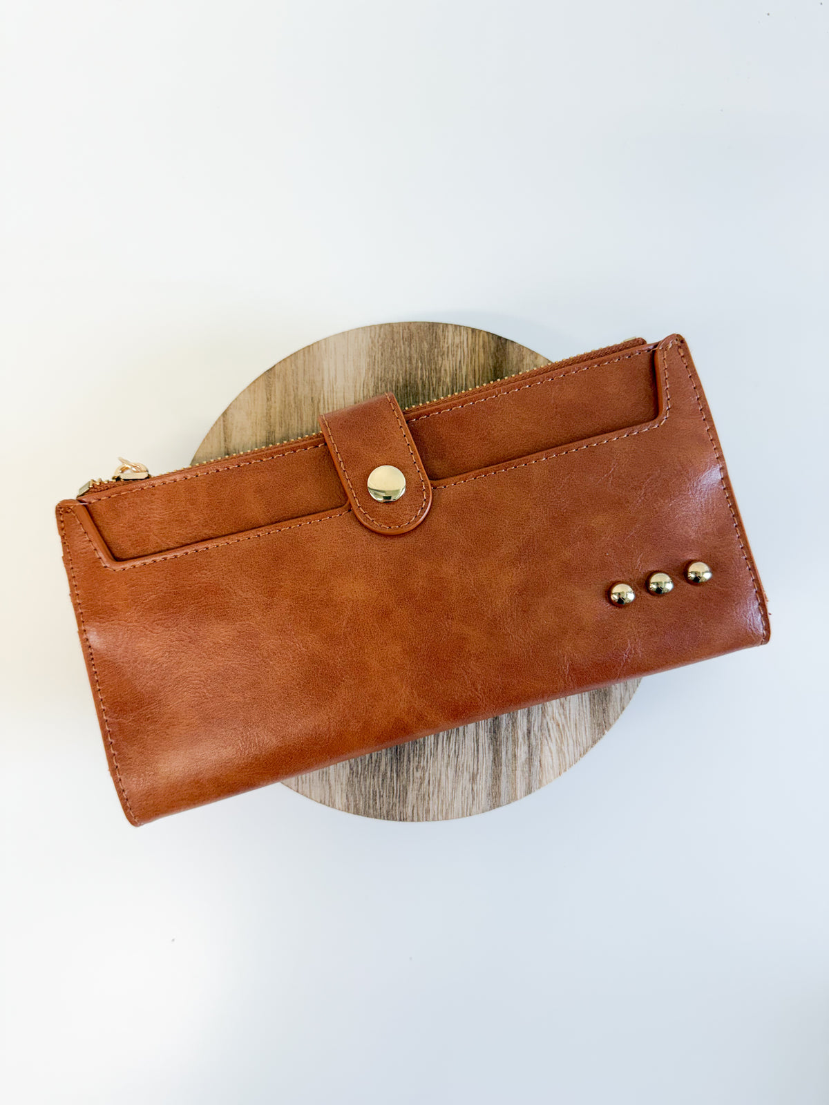 Essentials Carryall Wallet